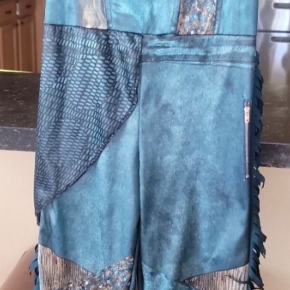 Disney Descendants Uma costume - Picture 2 of 8